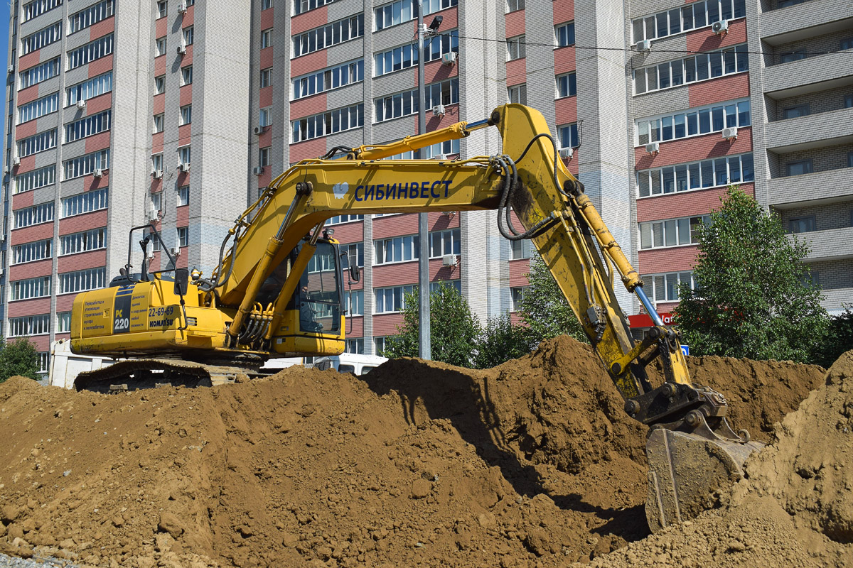 Алтайский край, № 3994 АО 54 — Komatsu PC220