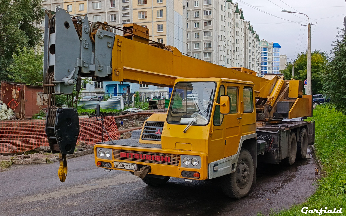 Кемеровская область, № Е 006 УА 55 — Mitsubishi Fuso K203