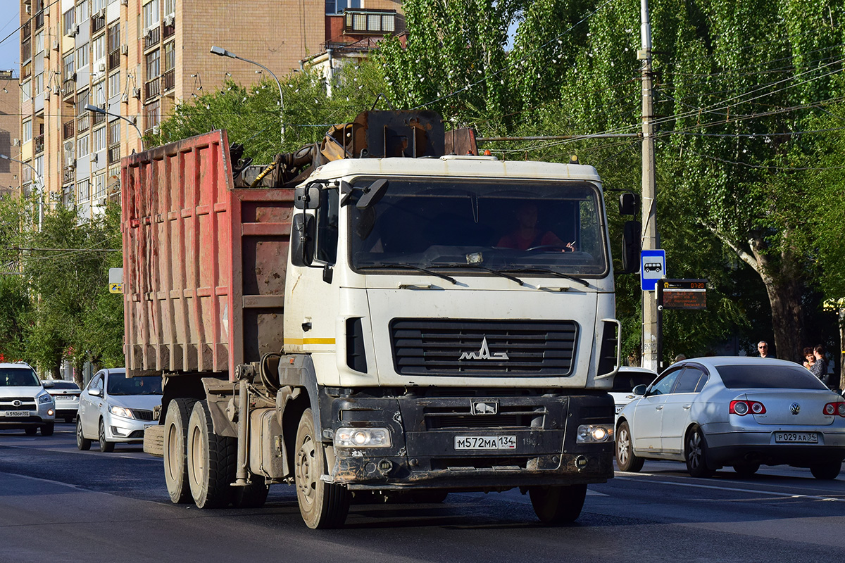 Волгоградская область, № М 572 МА 134 — МАЗ-6312B5