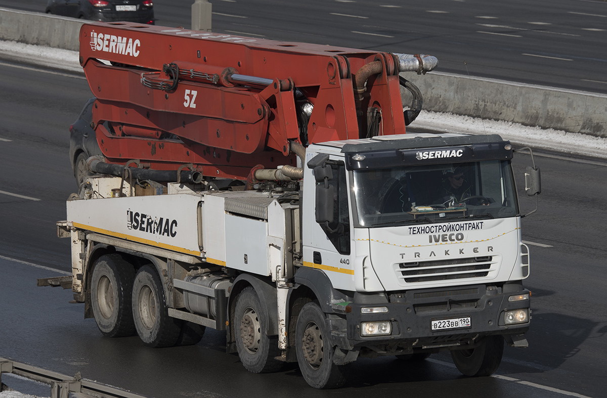 Московская область, № В 223 ВВ 190 — IVECO Trakker ('2004)