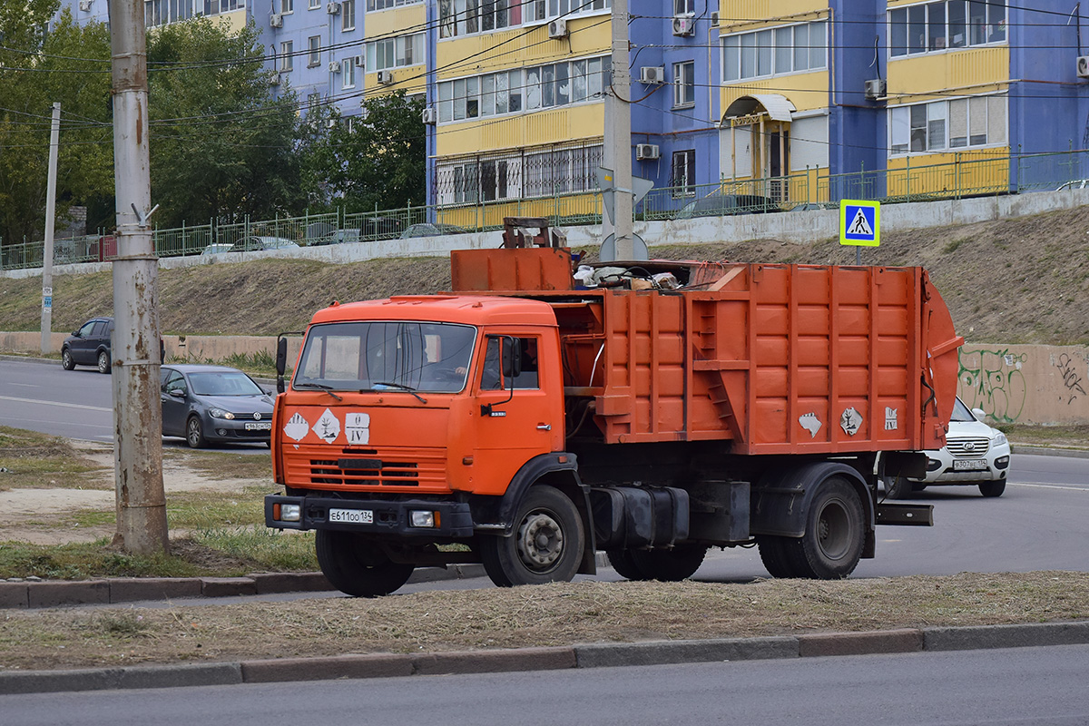 Волгоградская область, № Е 611 ОО 134 — КамАЗ-43253-A3