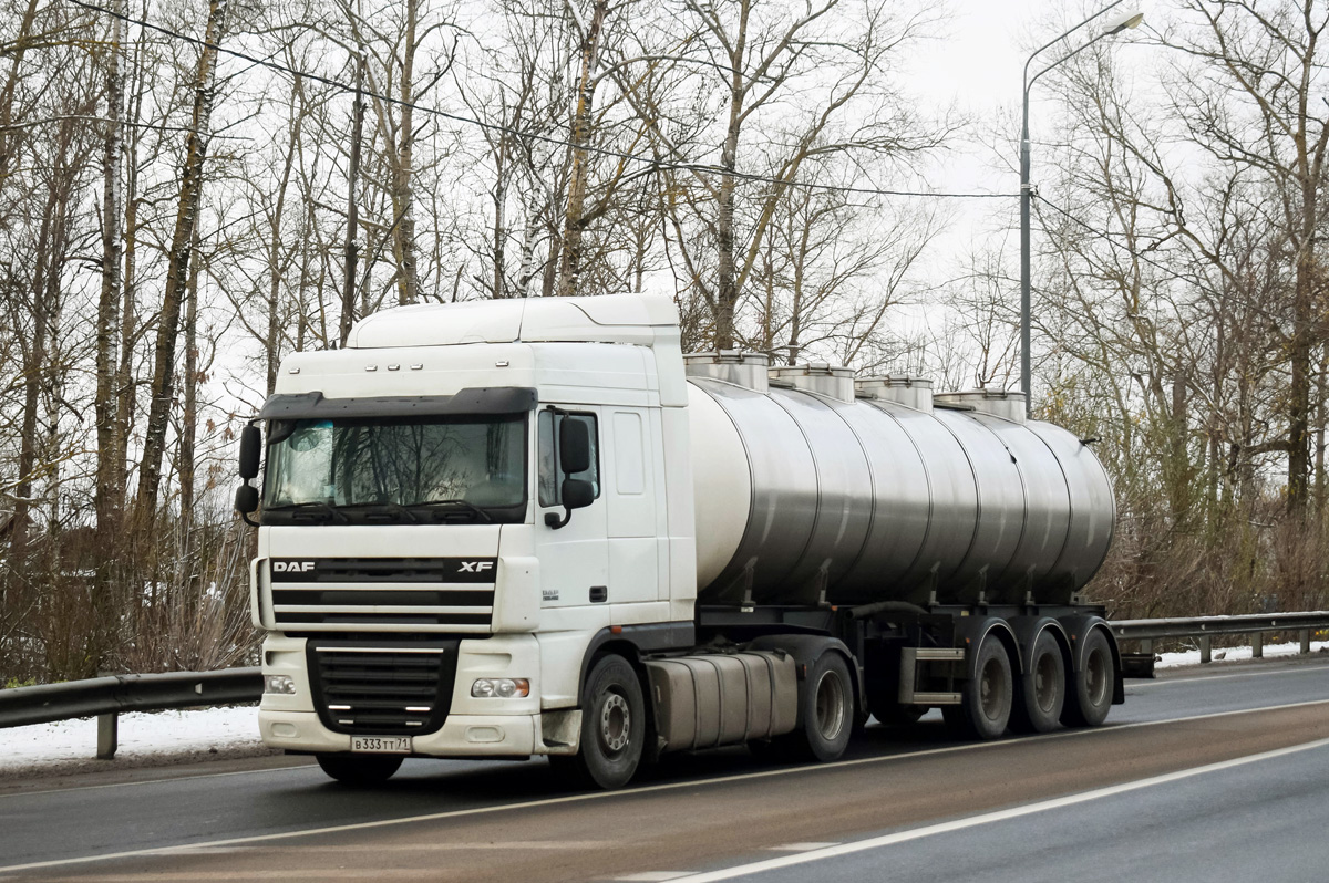 Тульская область, № В 333 ТТ 71 — DAF XF105 FT