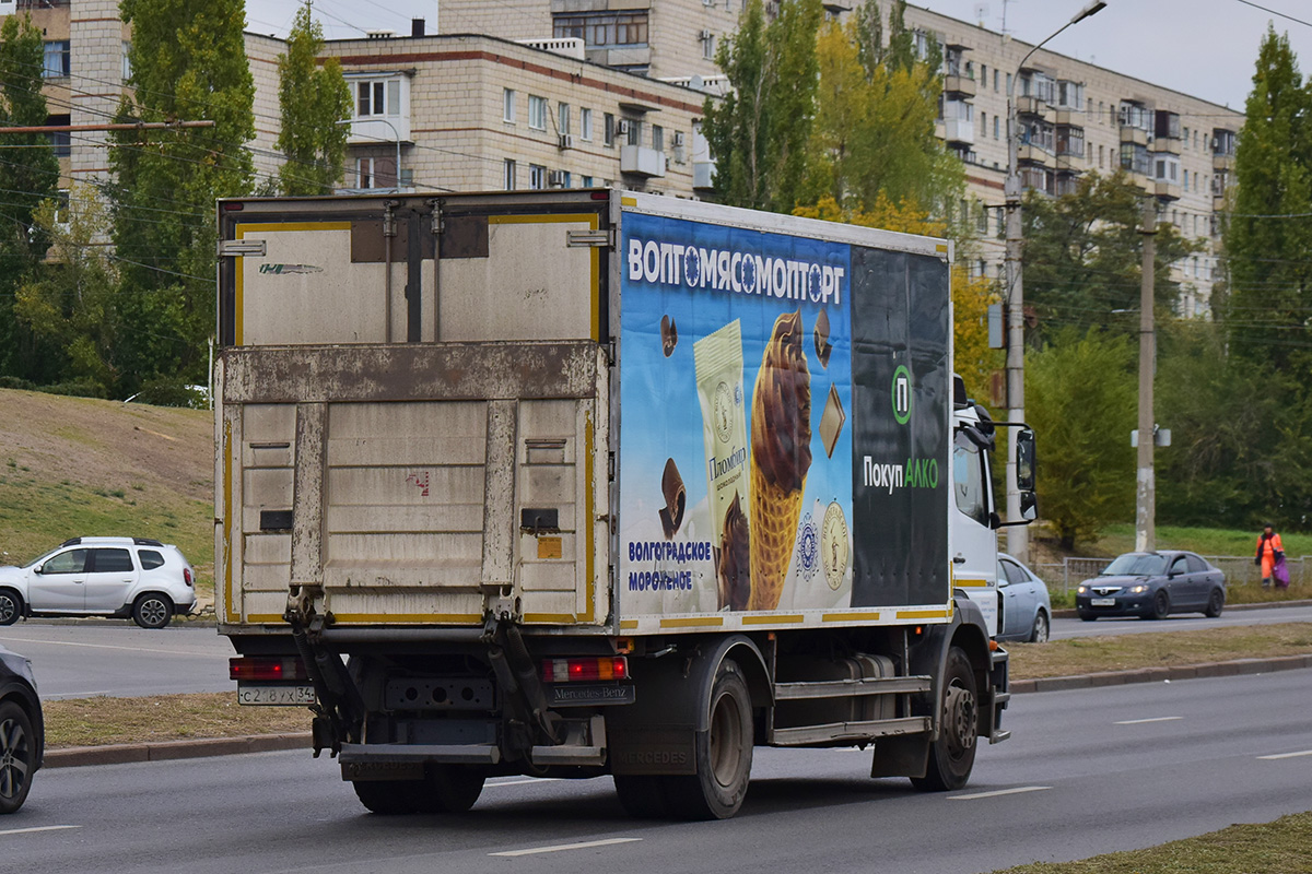 Волгоградская область, № С 218 УХ 34 — Mercedes-Benz Axor 1823