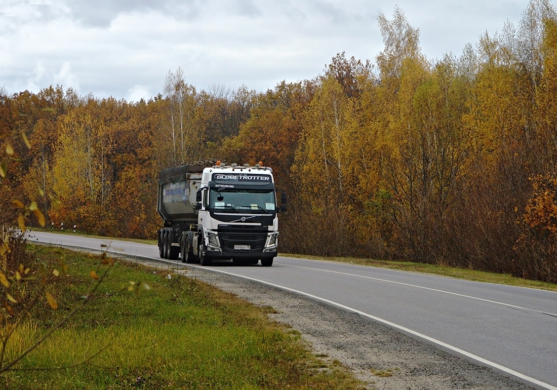 Липецкая область, № Е 048 МУ 48 — Volvo ('2013) FM.420