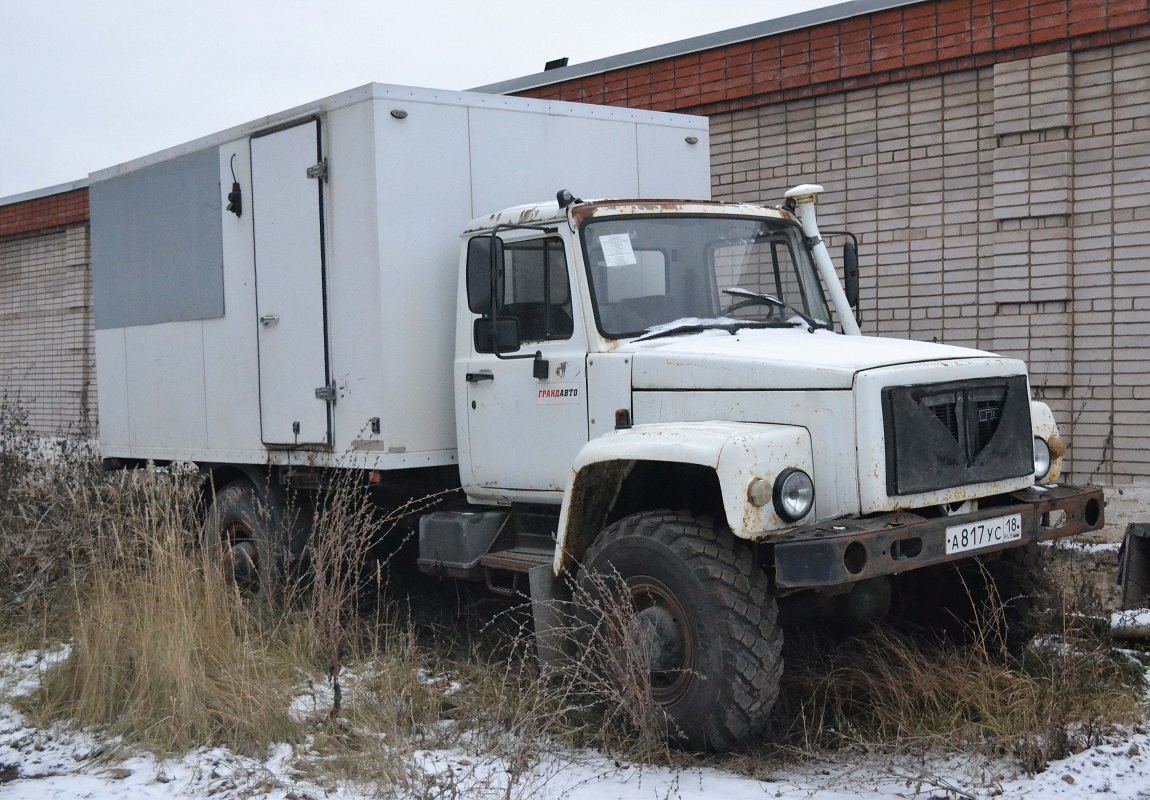 Удмуртия, № А 817 УС 18 — ГАЗ-33081 «Садко»