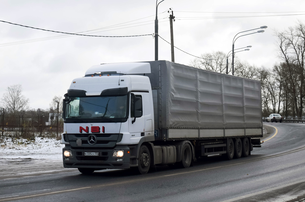 Новгородская область, № К 335 СС 53 — Mercedes-Benz Actros ('2009) 1844