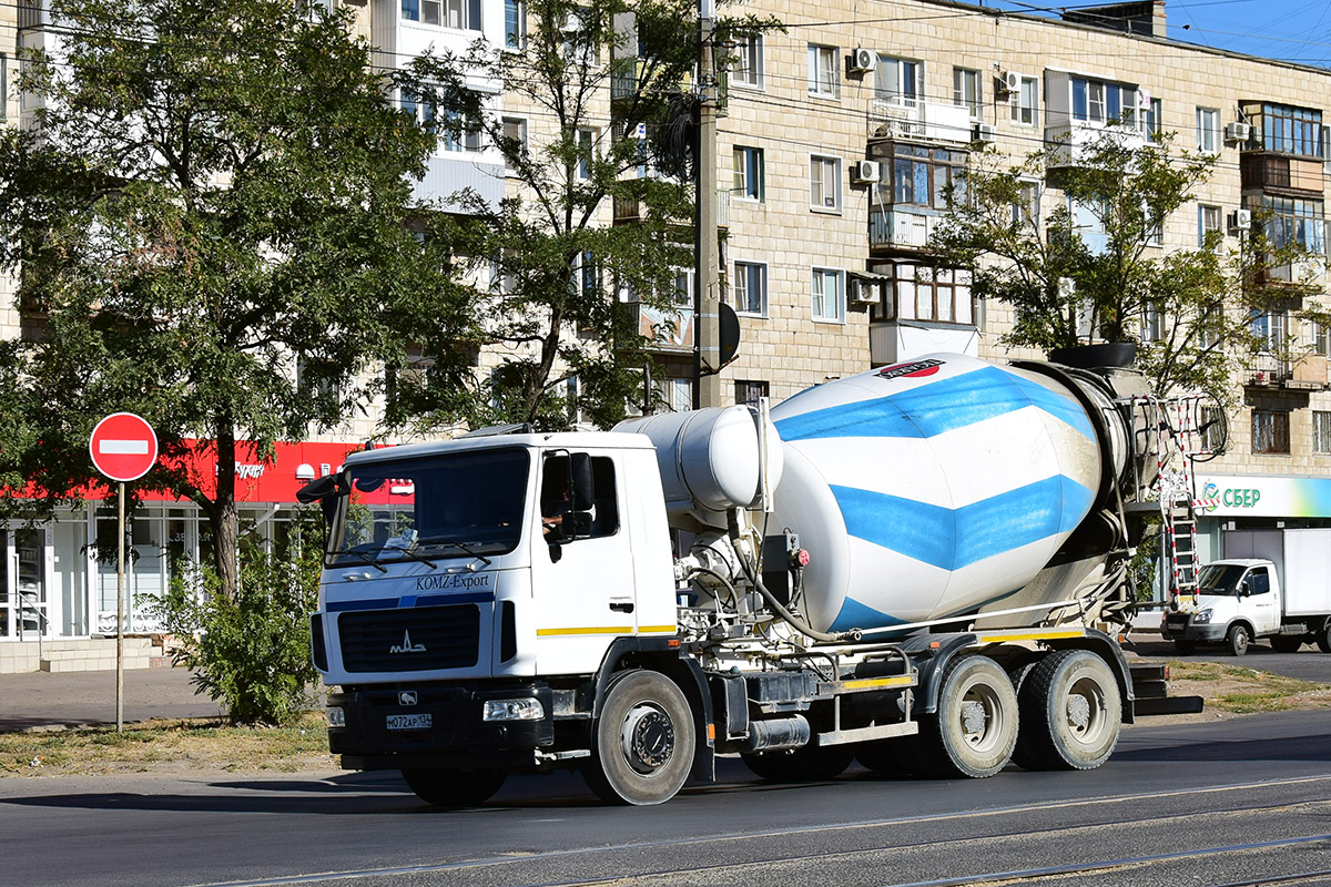 Волгоградская область, № М 072 АР 134 — МАЗ-631226