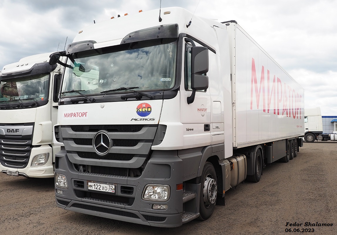 Москва, № М 122 ХО 32 — Mercedes-Benz Actros ('2009) 1844