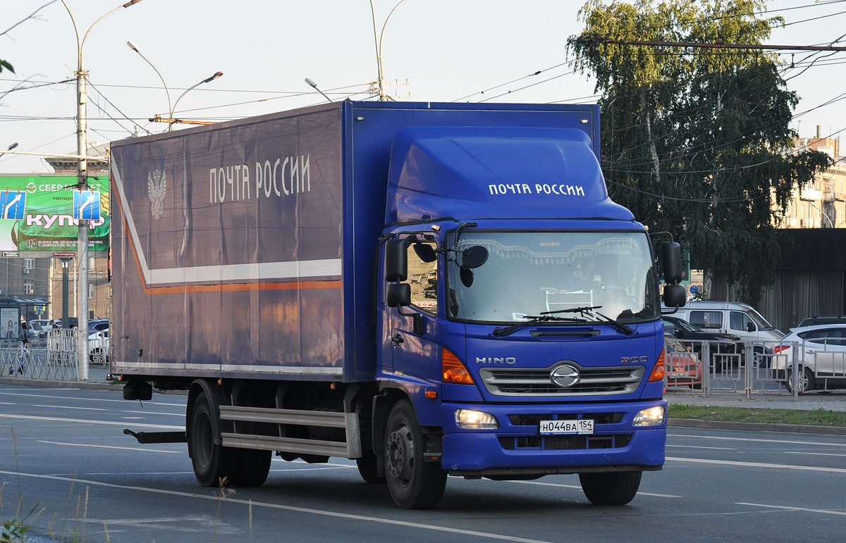 Новосибирская область, № Н 044 ВА 154 — Hino 500