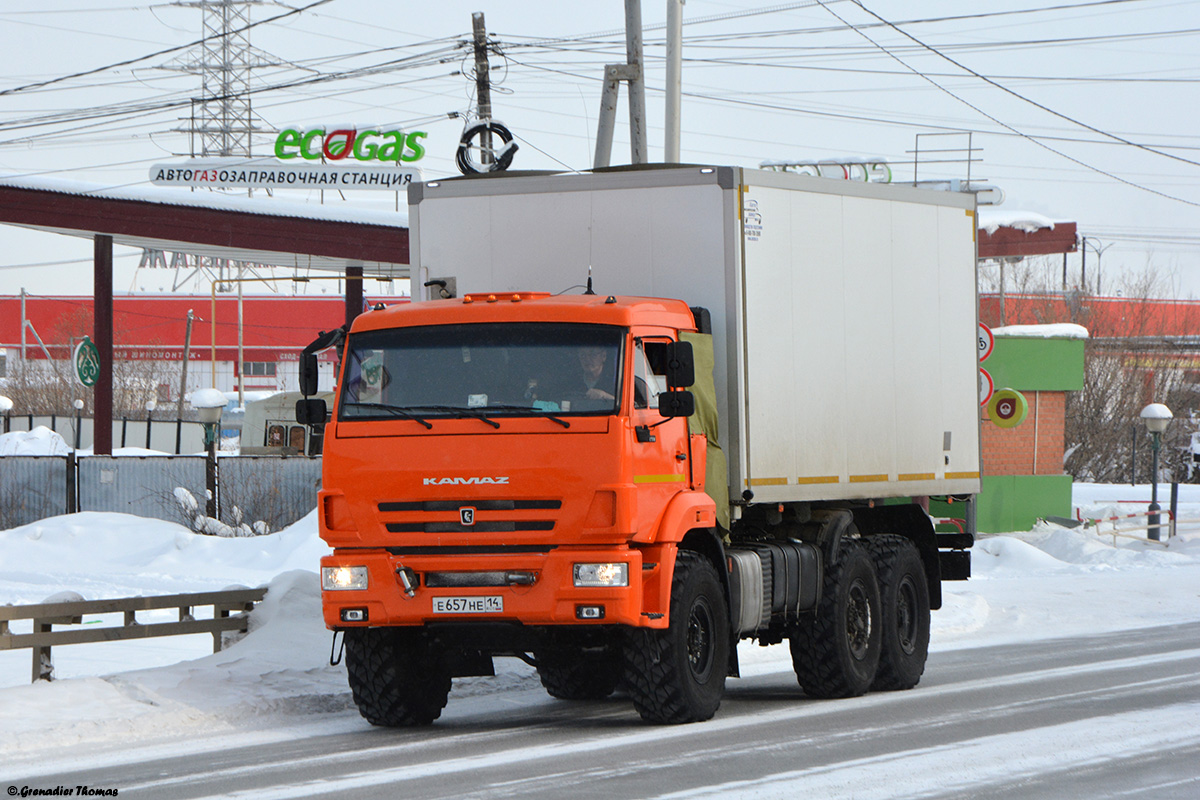 Саха (Якутия), № Е 657 НЕ 14 — КамАЗ-43118-50