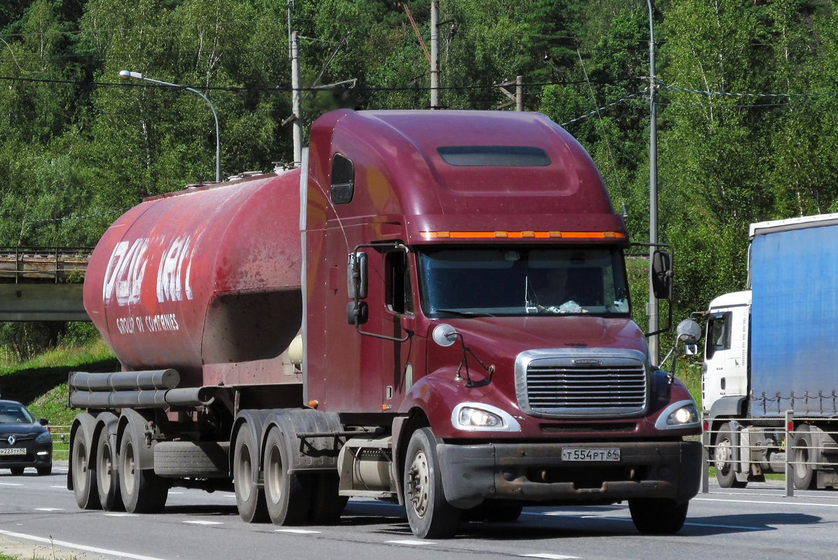 Саратовская область, № Т 554 РТ 64 — Freightliner Columbia