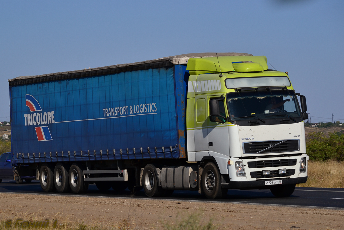 Татарстан, № О 225 КУ 116 — Volvo ('2002) FH-Series