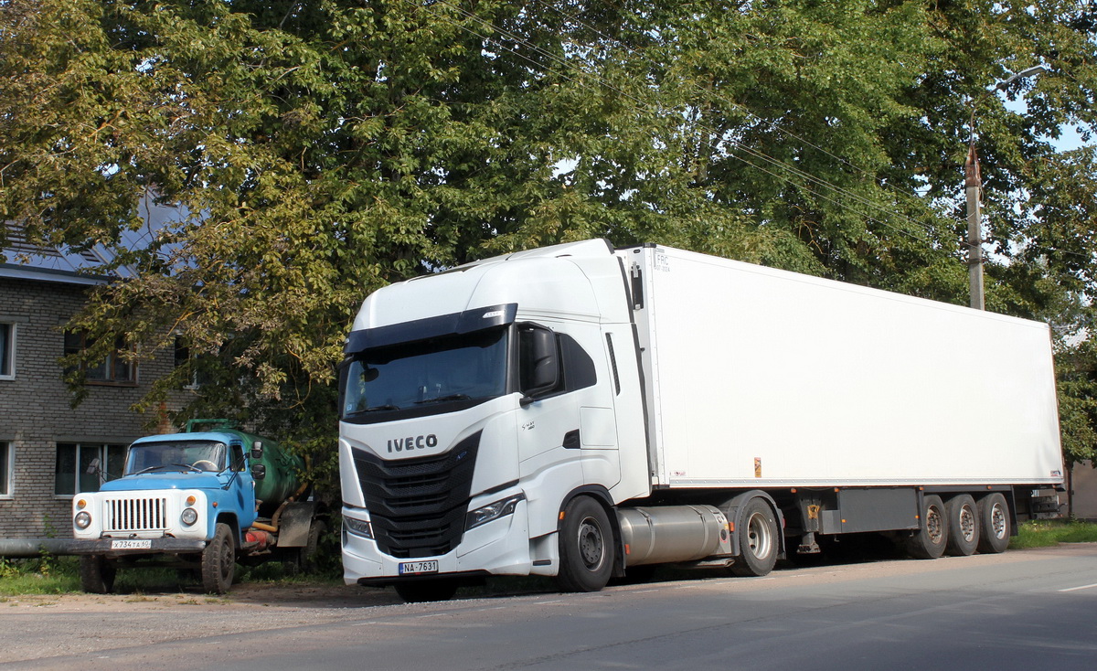 Псковская область, № Х 734 ТА 60 — ГАЗ-53-12; Латвия, № NA-7631 — IVECO S-Way ('2019)