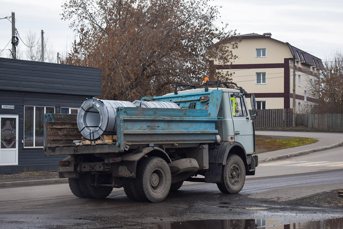 Алтайский край, № А 701 ЕР 122 — МАЗ-555102