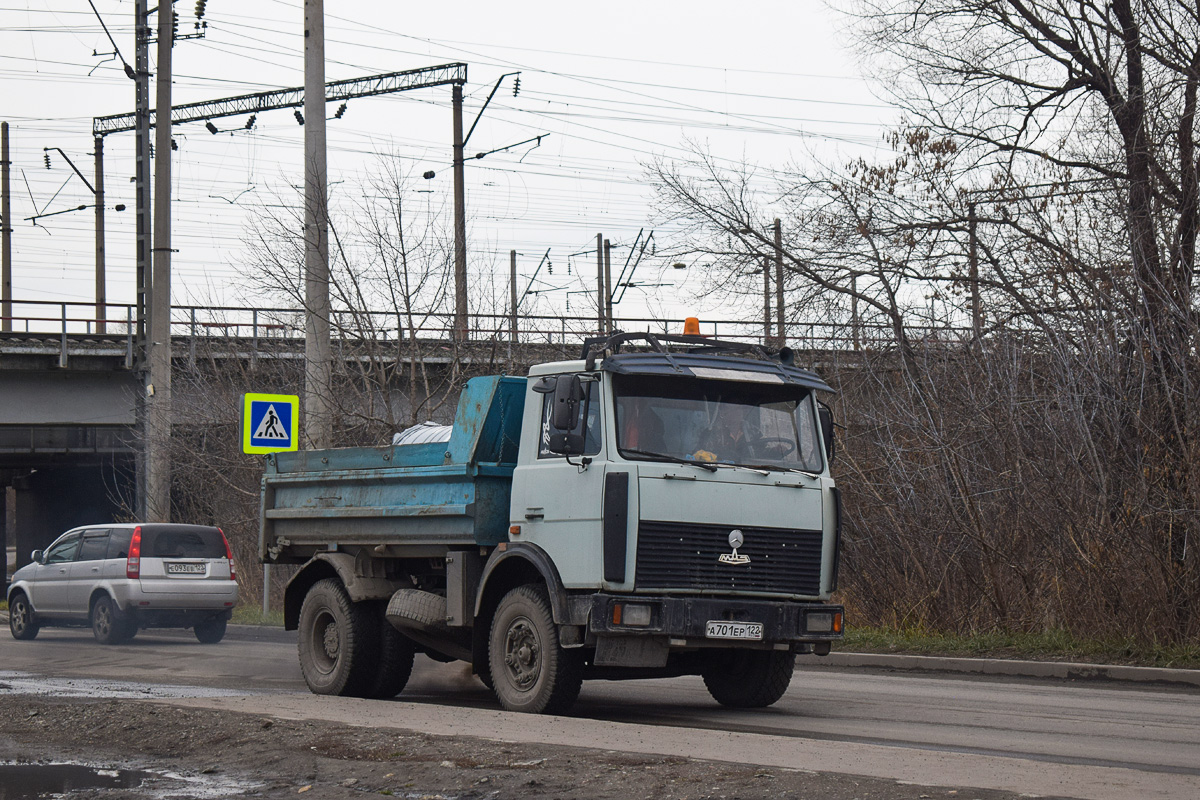 Алтайский край, № А 701 ЕР 122 — МАЗ-555102