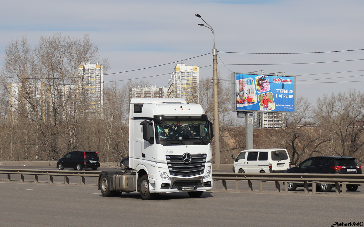 Красноярский край, № У 130 РО 124 — Mercedes-Benz Actros '18 1845 [Z9M]