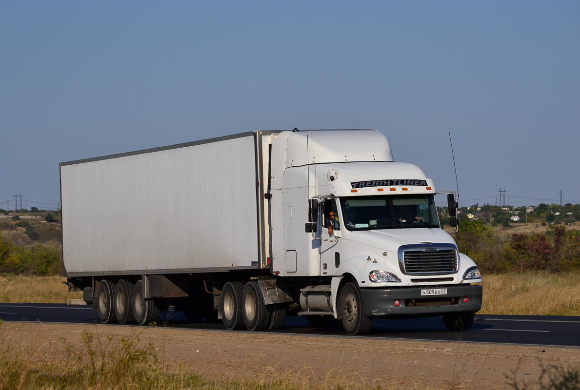 Кабардино-Балкария, № Х 509 ВХ 07 — Freightliner Columbia