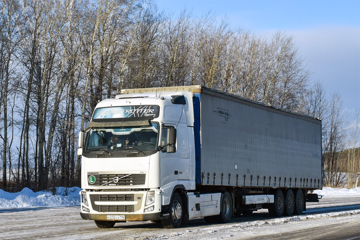 Свердловская область, № Е 232 СХ 196 — Volvo ('2008) FH.460