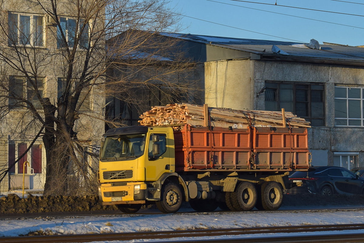 Алтайский край, № В 192 ЕК 21 — Volvo ('2006) FE