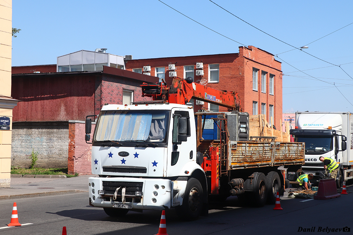 Санкт-Петербург, № О 706 РН 198 — Ford Cargo ('2003) 2530