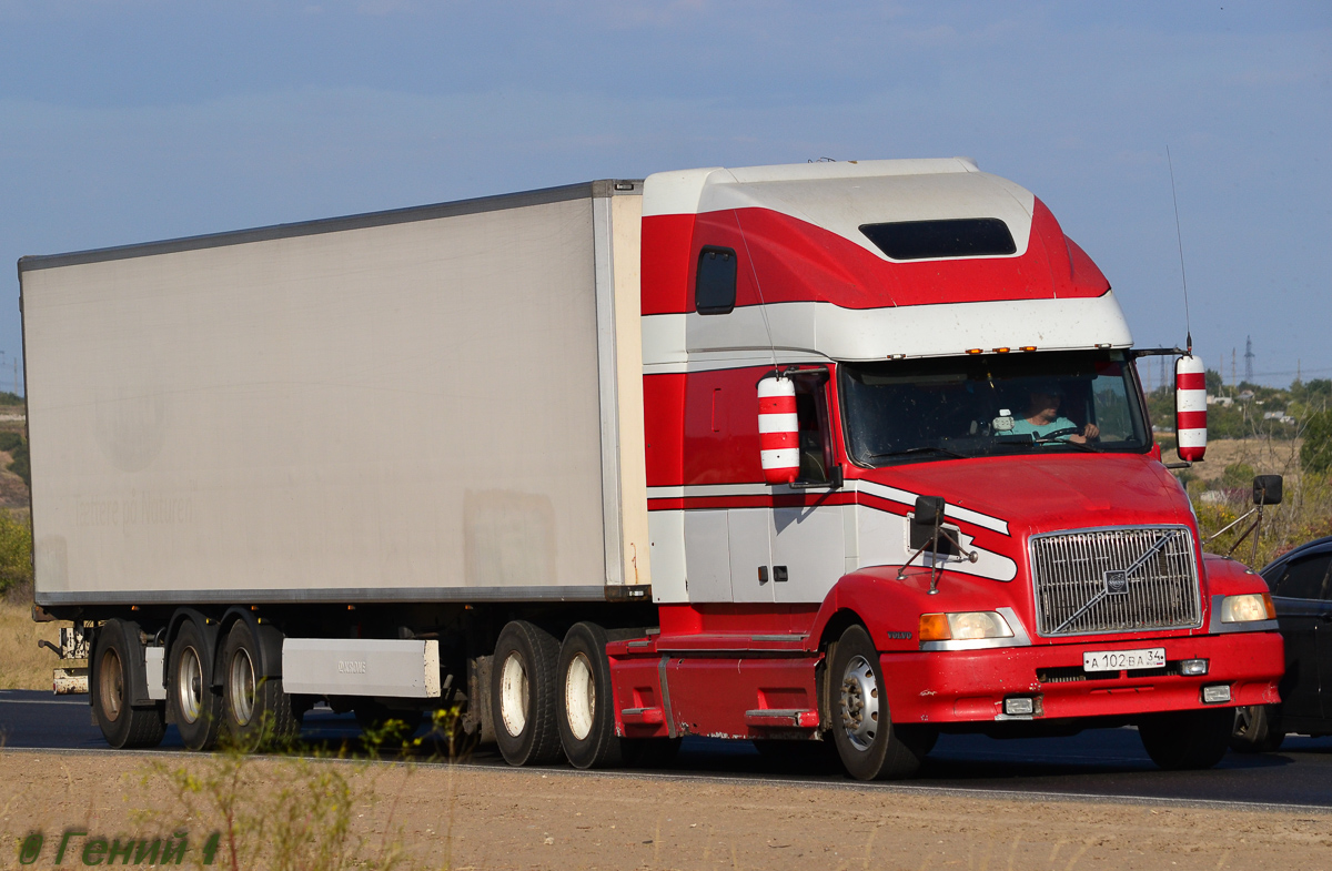 Волгоградская область, № А 102 ВА 34 — Volvo VNL660