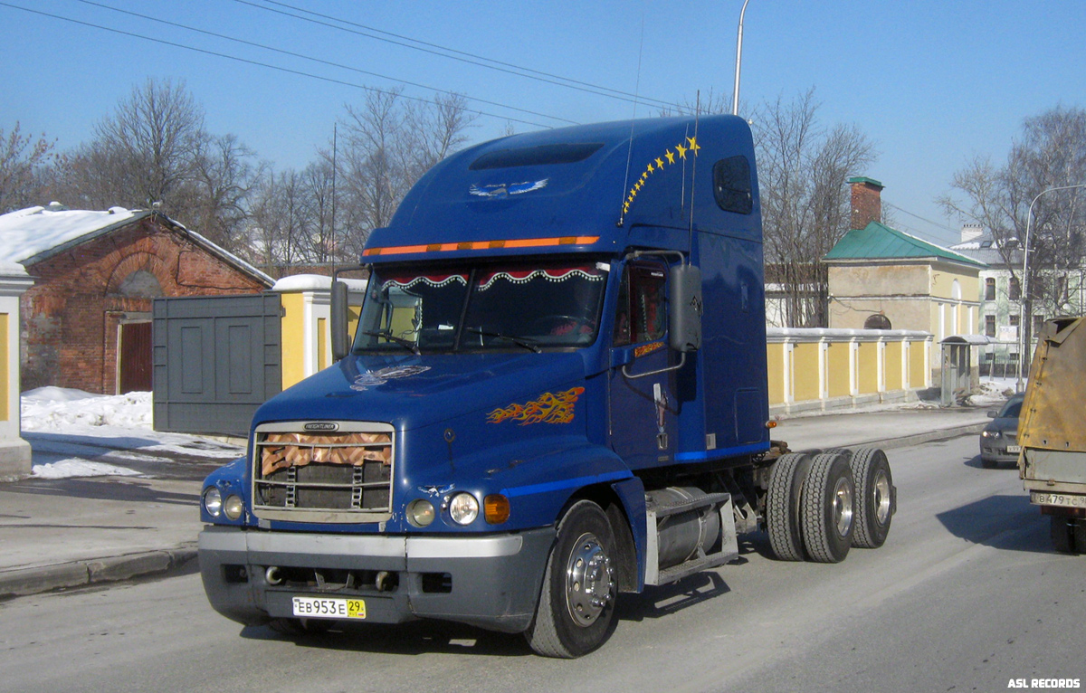 Архангельская область, № ЕВ 953 Е 29 — Freightliner Century Class