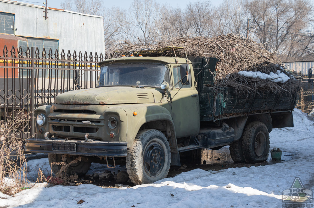 Алматы, № 496 VGZ 02 — ЗИЛ-130 (общая модель)