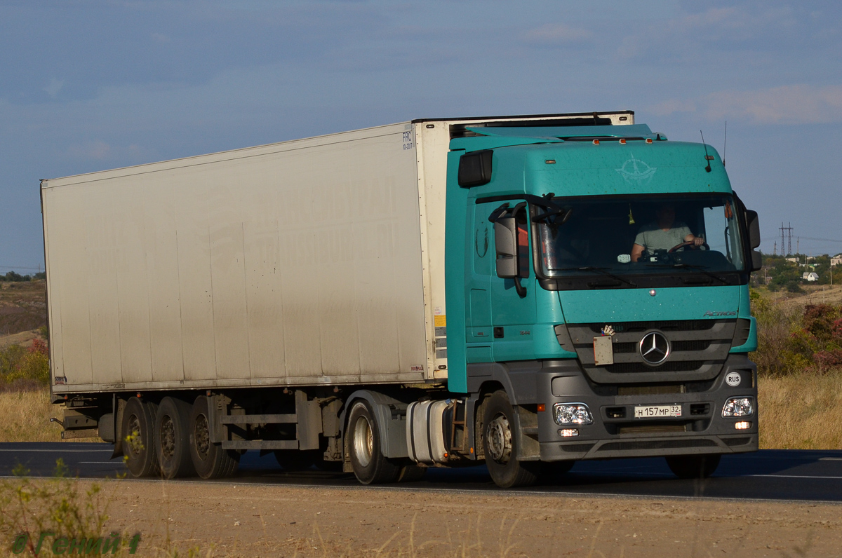 Брянская область, № Н 157 МР 32 — Mercedes-Benz Actros ('2009) 1844