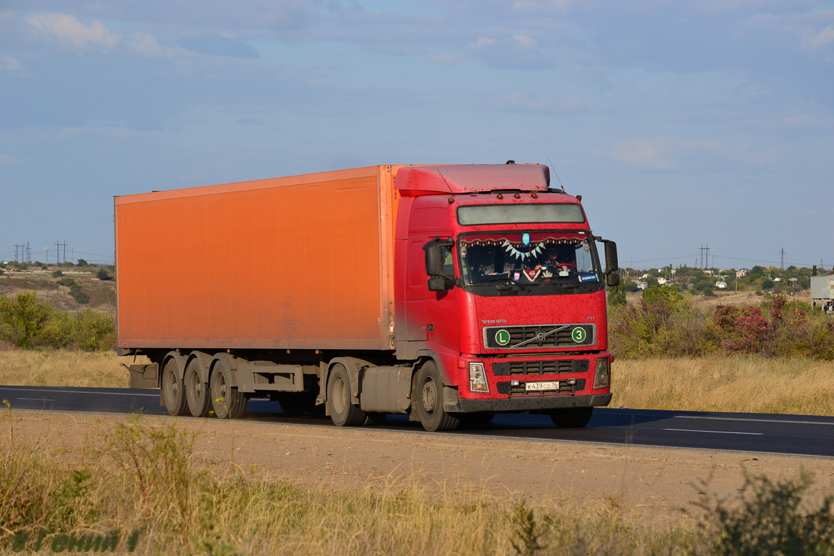 Воронежская область, № К 439 СО 36 — Volvo ('2002) FH12.400