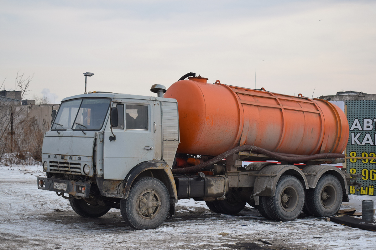 Алтайский край, № А 252 НХ 122 — КамАЗ-53212