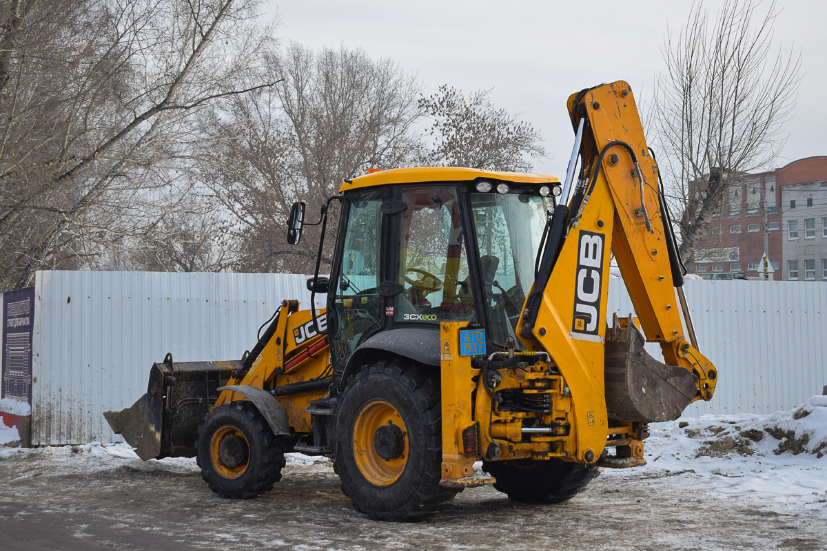 Алтайский край, № ATD 793 F — JCB 3CX