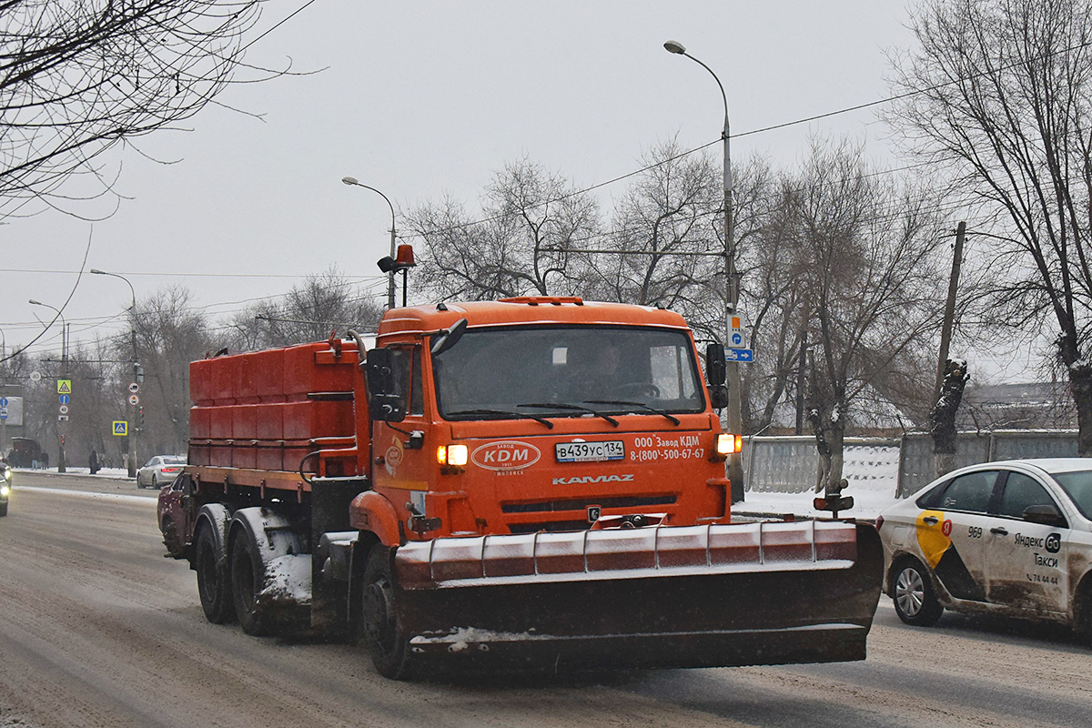 Волгоградская область, № В 439 УС 134 — КамАЗ-65115 (общая модель)