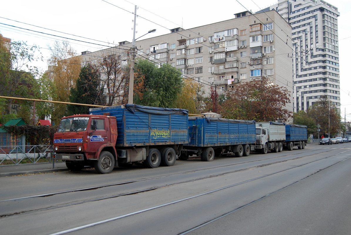 Калужская область, № М 444 МА 40 — КамАЗ-5320