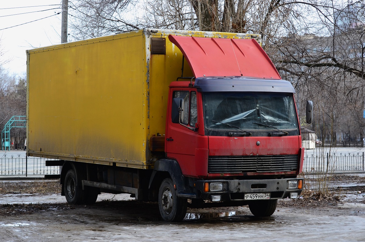 Волгоградская область, № Р 459 НН 34 — Mercedes-Benz LK (общ. мод.)