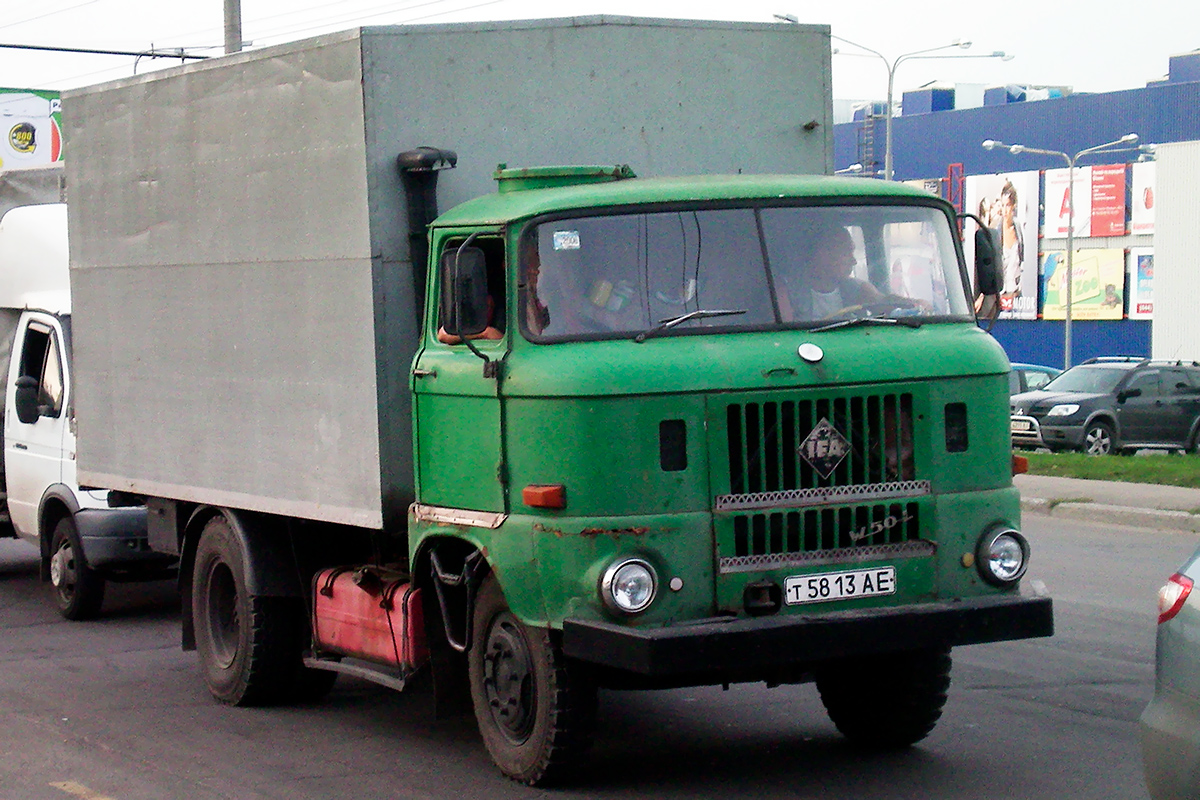 Днепропетровская область, № Т 5813 АЕ — IFA W50L (общая модель)