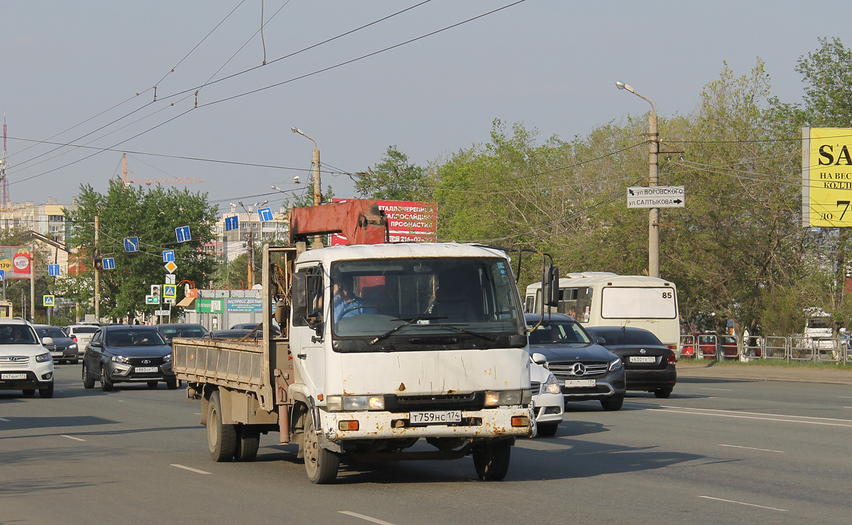 Челябинская область, № Т 759 НС 174 — Nissan Diesel Condor