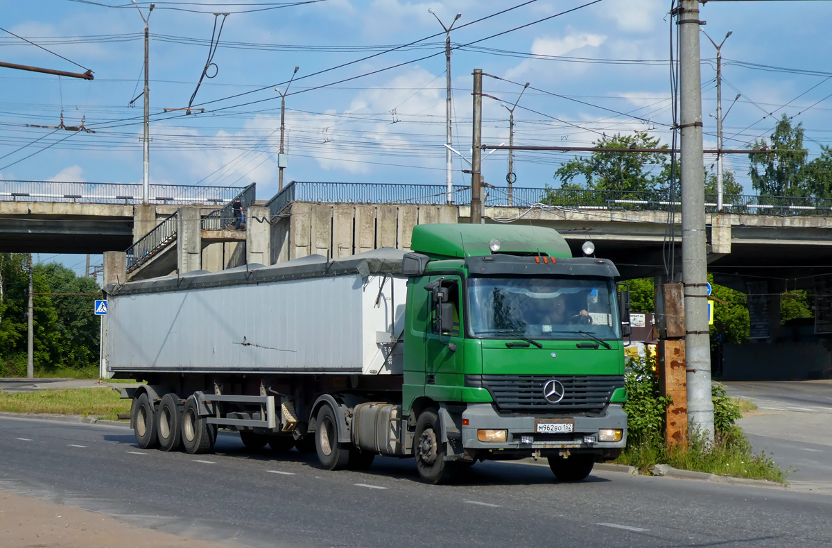 Нижегородская область, № М 962 ВО 152 — Mercedes-Benz Actros ('1997) 1840