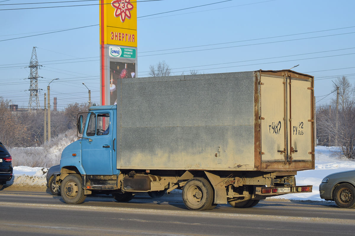 Алтайский край, № Т 982 РУ 22 — ЗИЛ-5301 "Бычок"(общая модель)