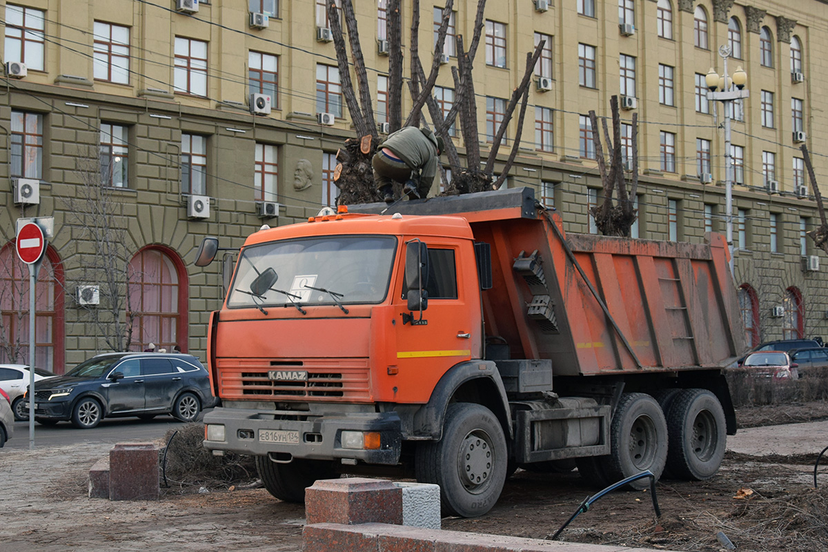 Волгоградская область, № Е 816 УН 134 — КамАЗ-65115 [651150]