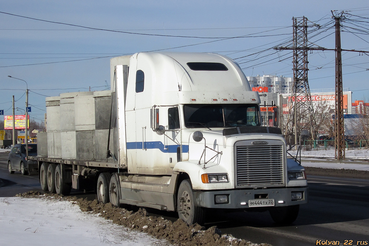 Алтайский край, № М 444 ТХ 22 — Freightliner FLD 120