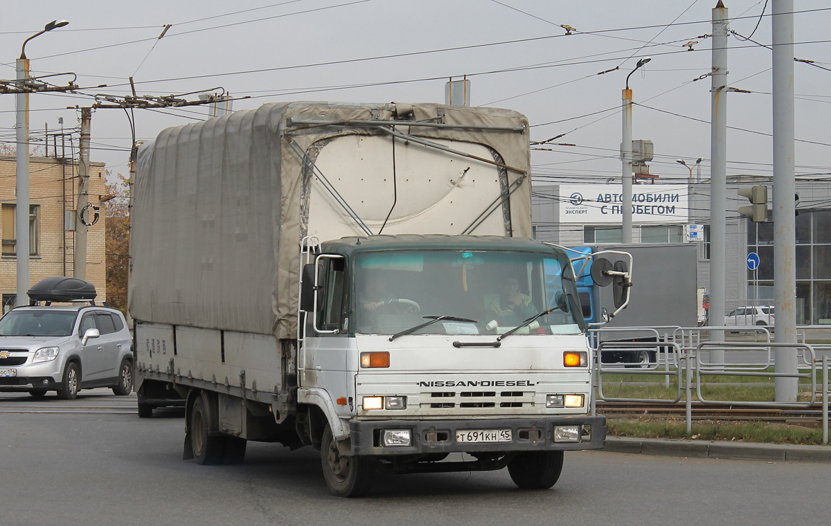 Курганская область, № Т 691 КН 45 — Nissan Diesel Condor