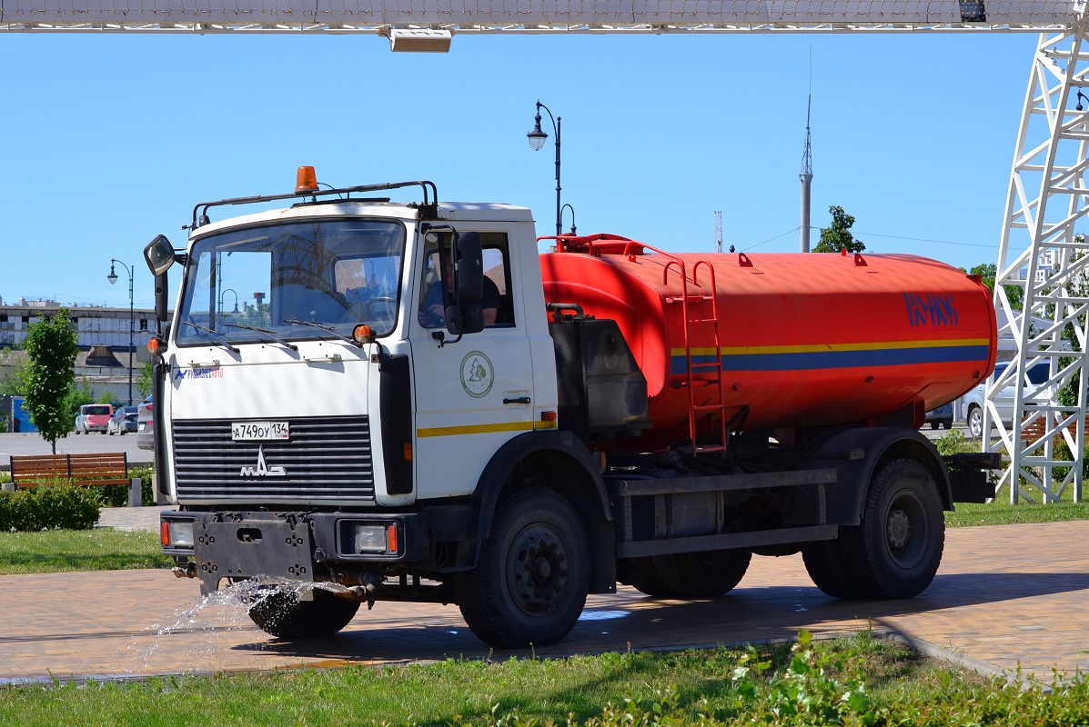 Волгоградская область, № А 749 ОУ 134 — МАЗ-5337A2