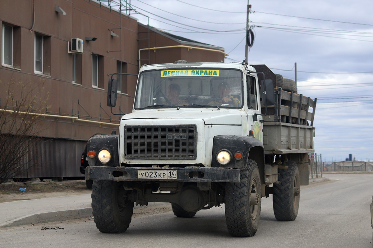 Саха (Якутия), № У 023 КР 14 — ГАЗ-33081 «Садко»