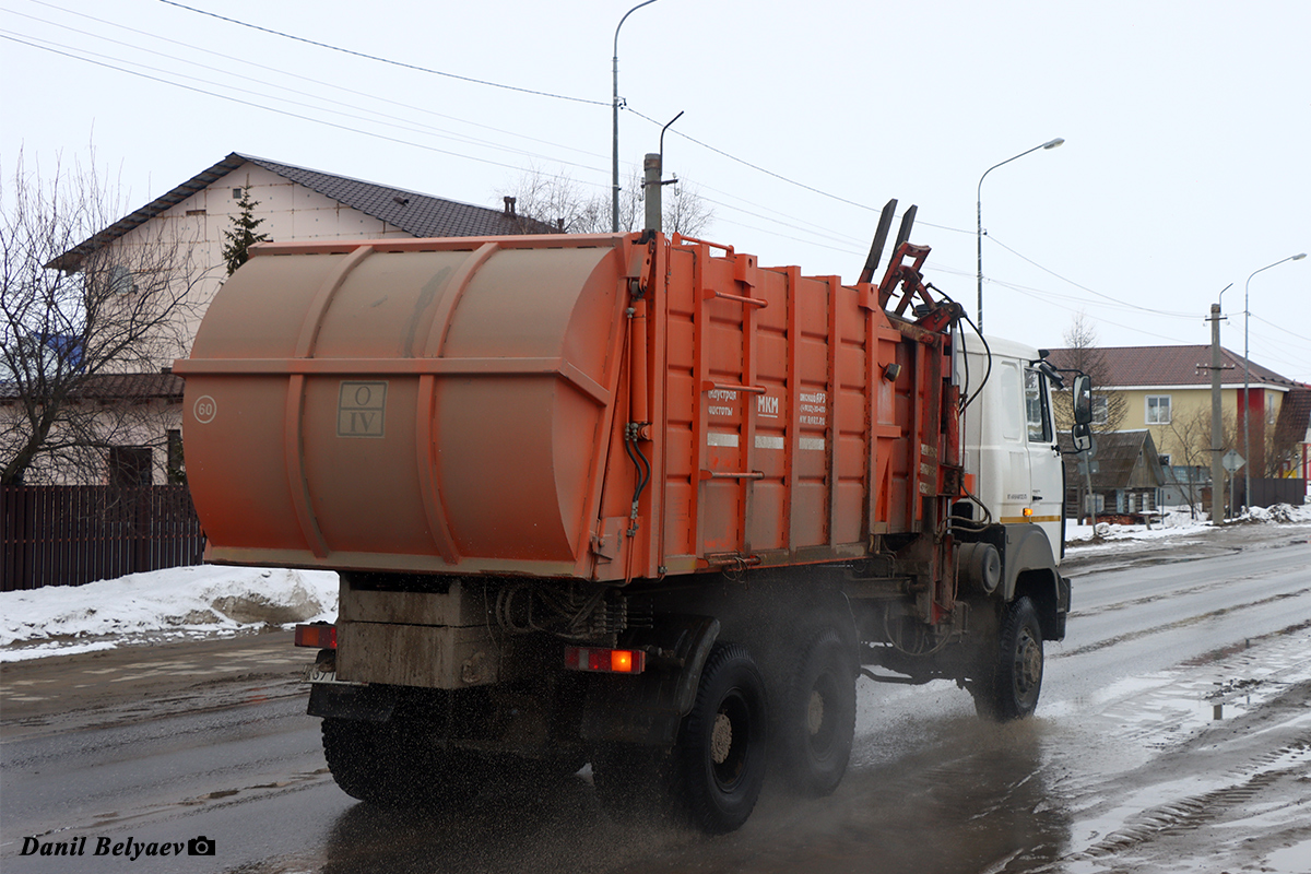 Ненецкий автономный округ, № А 371 АР 83 — МАЗ-631705 Ненецкий автономный округ, № А 371 АР 83 — МАЗ-631705