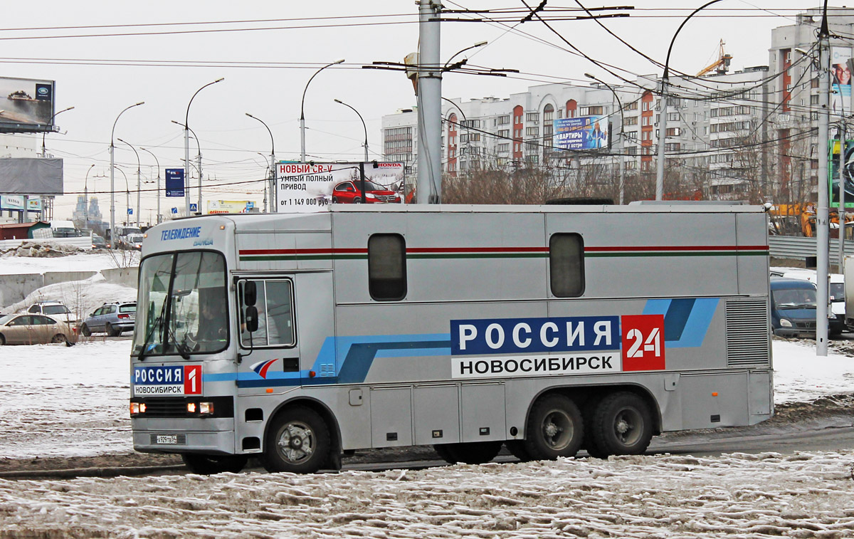 Новосибирская область, № А 929 ТВ 54 — КамАЗ-53213