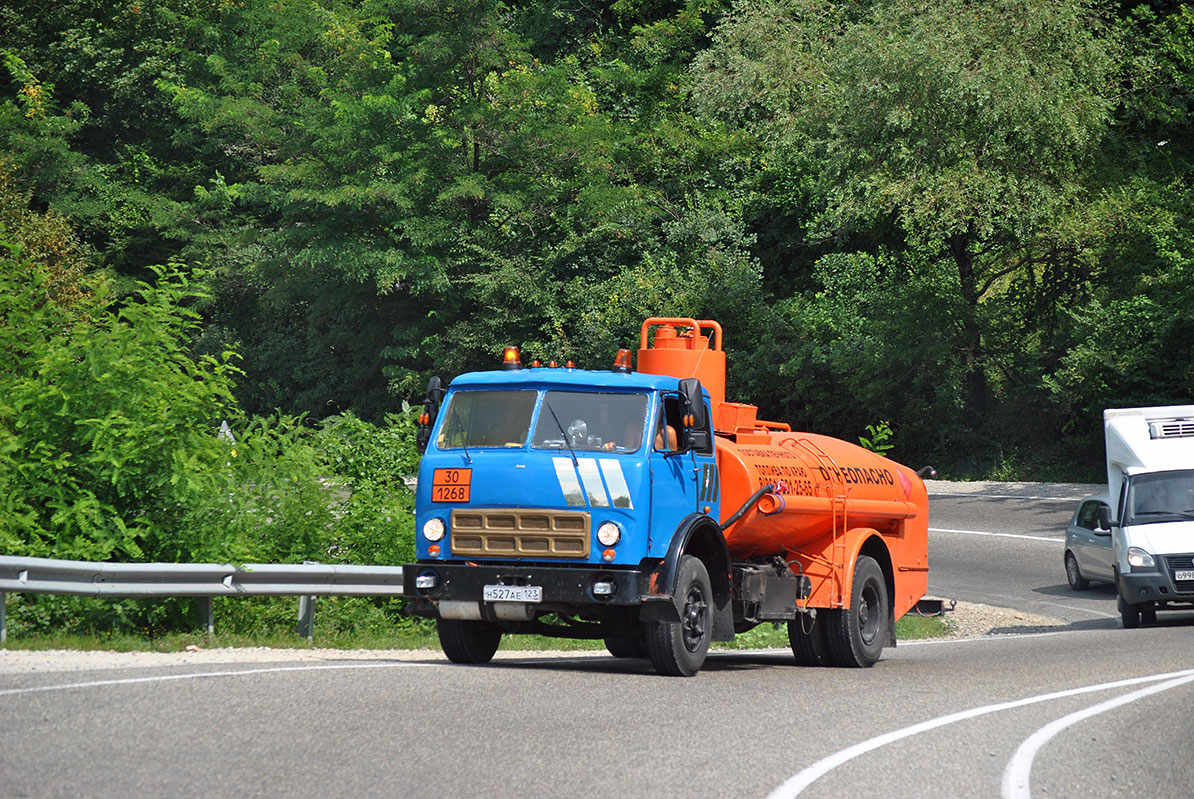 Краснодарский край, № Н 527 АЕ 123 — МАЗ-5334