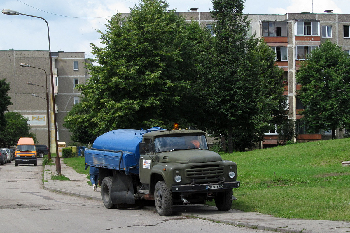 Литва, № ZKM 666 — ЗИЛ-431412
