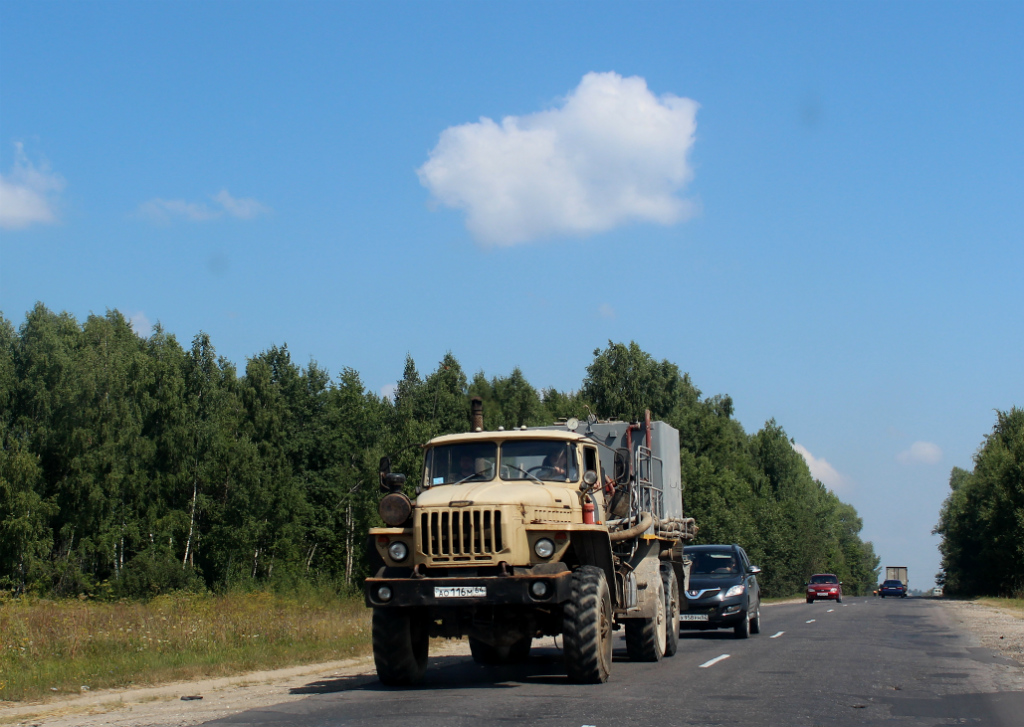 Саратовская область, № АО 116 М 64 — Урал-4320 / 5557 (общая модель)