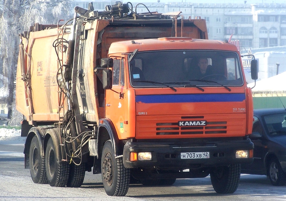 Кемеровская область, № Н 703 ХВ 42 — КамАЗ-65115-D3(97)