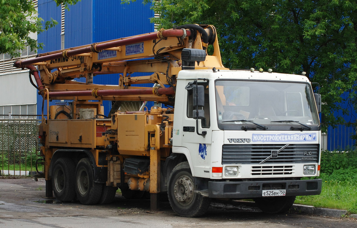 Московская область, № Е 525 ВН 750 — Volvo FL10